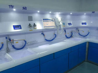 支氣管鏡清洗工作站